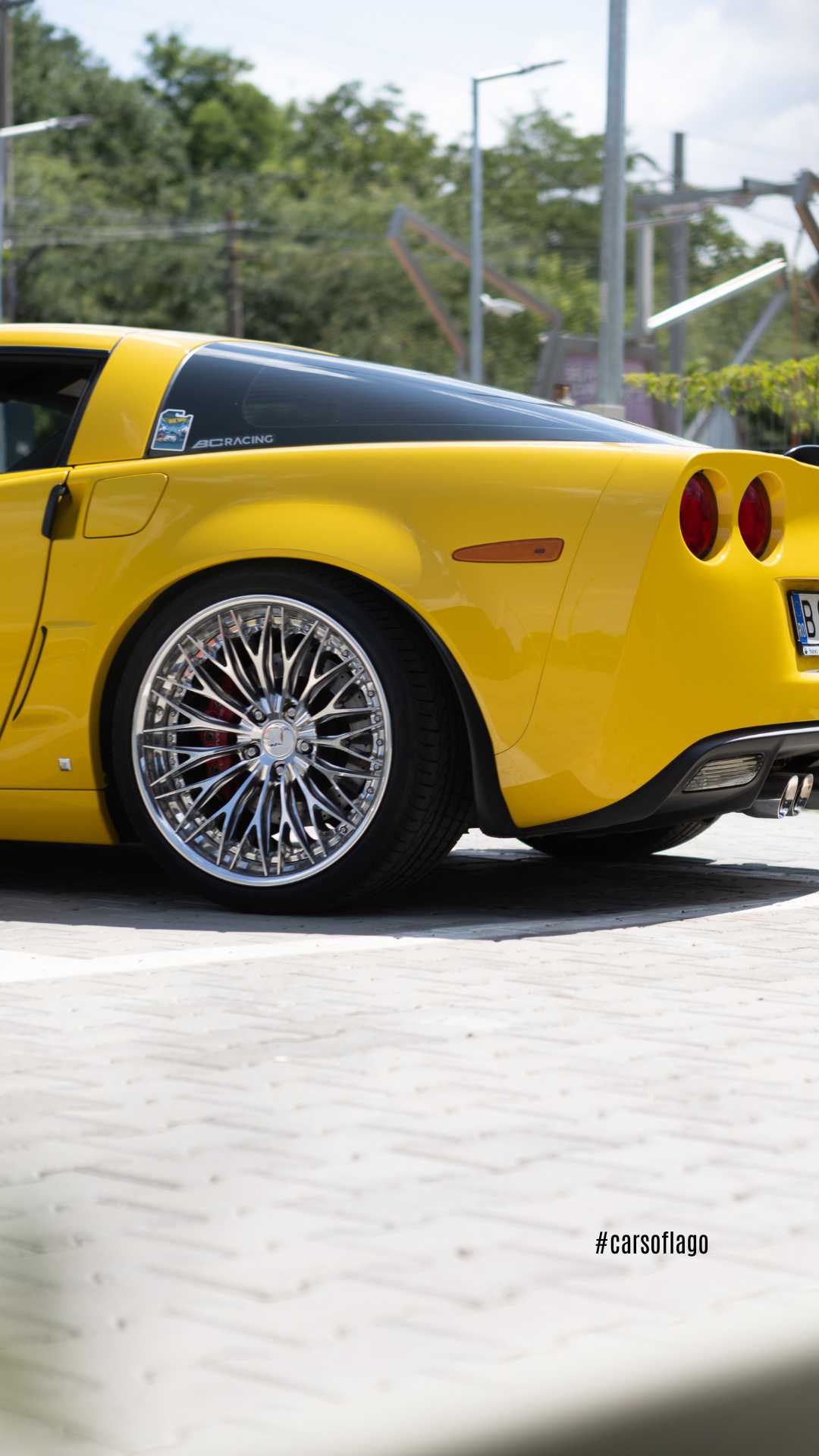 Cars of Lago 04
